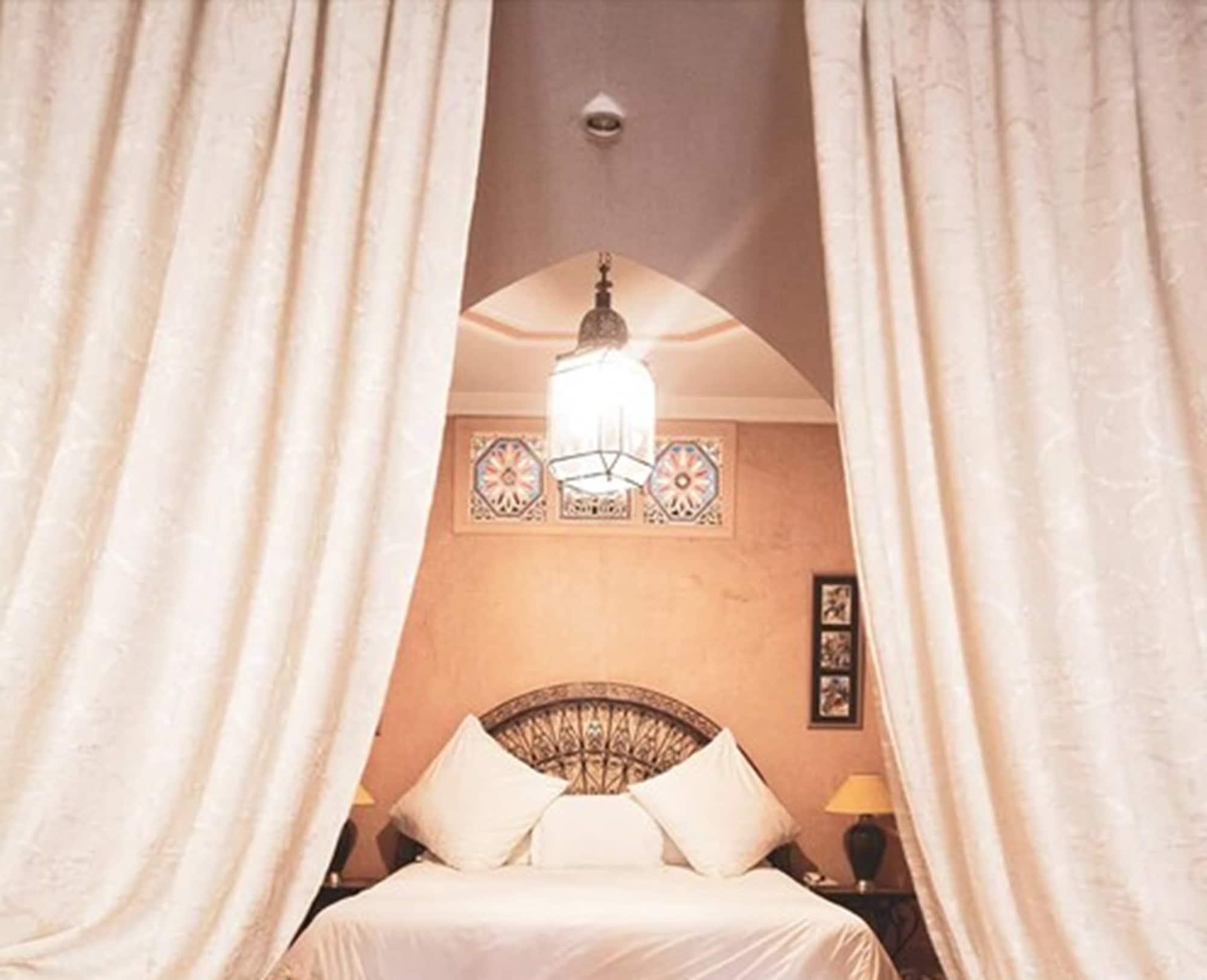 Domaine De La Roseraie Resort ウリガン エクステリア 写真
