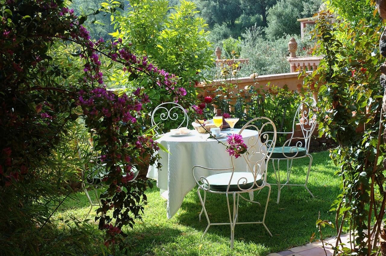 Domaine De La Roseraie Resort ウリガン エクステリア 写真